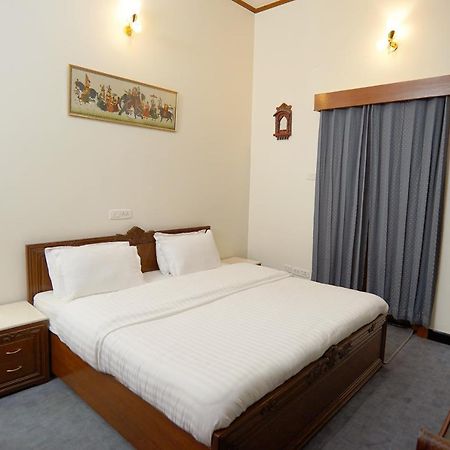 The Edgeworth Bed & Breakfast Shimla Bagian luar foto