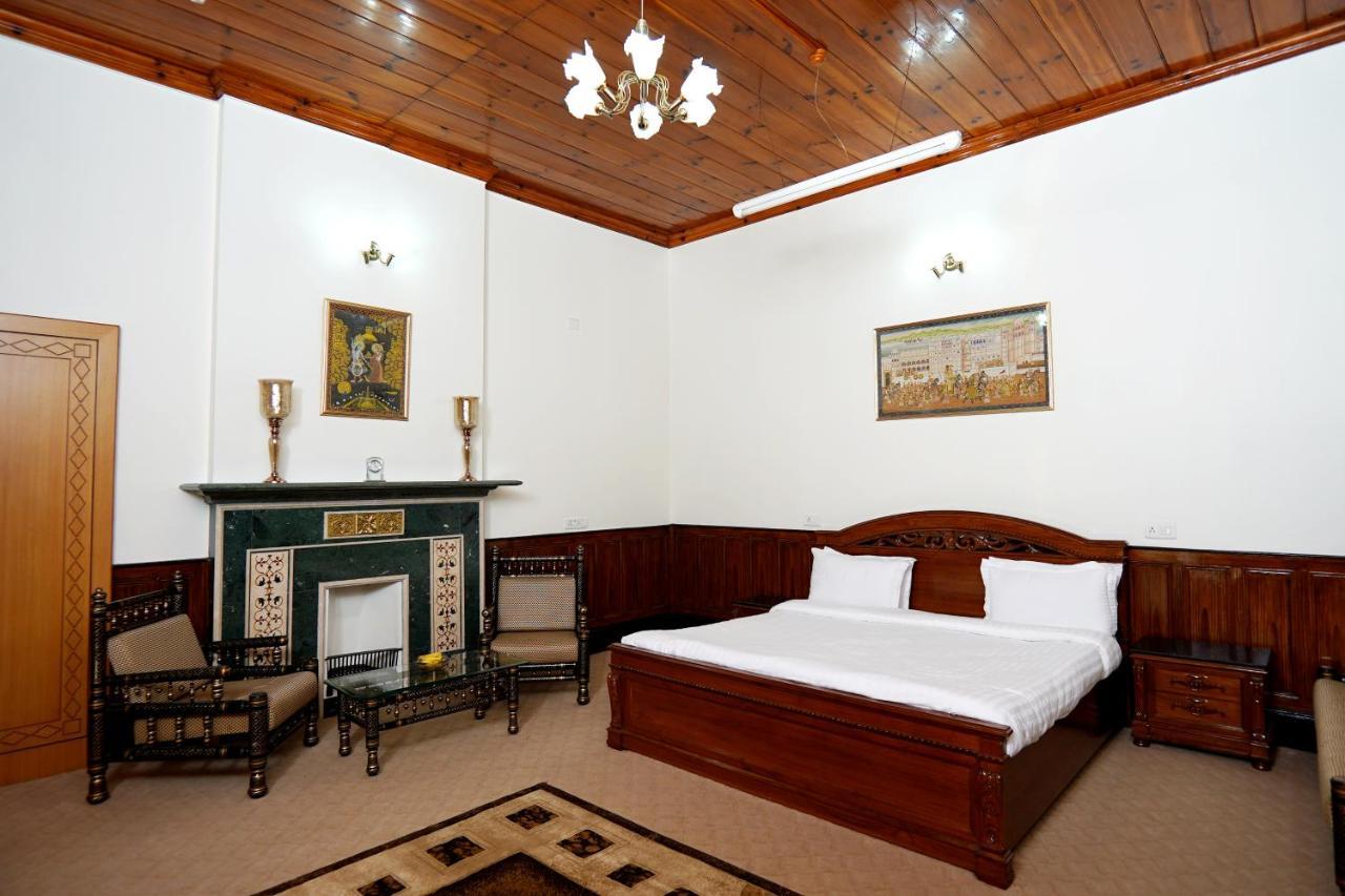 The Edgeworth Bed & Breakfast Shimla Bagian luar foto