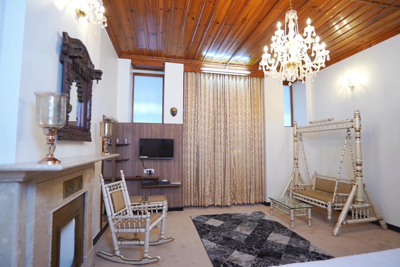 The Edgeworth Bed & Breakfast Shimla Bagian luar foto