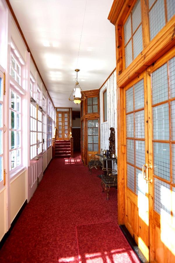 The Edgeworth Bed & Breakfast Shimla Bagian luar foto