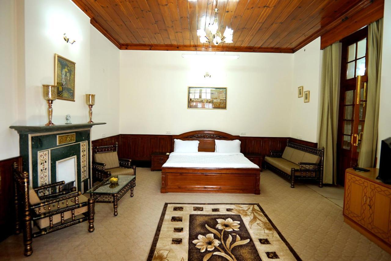 The Edgeworth Bed & Breakfast Shimla Bagian luar foto