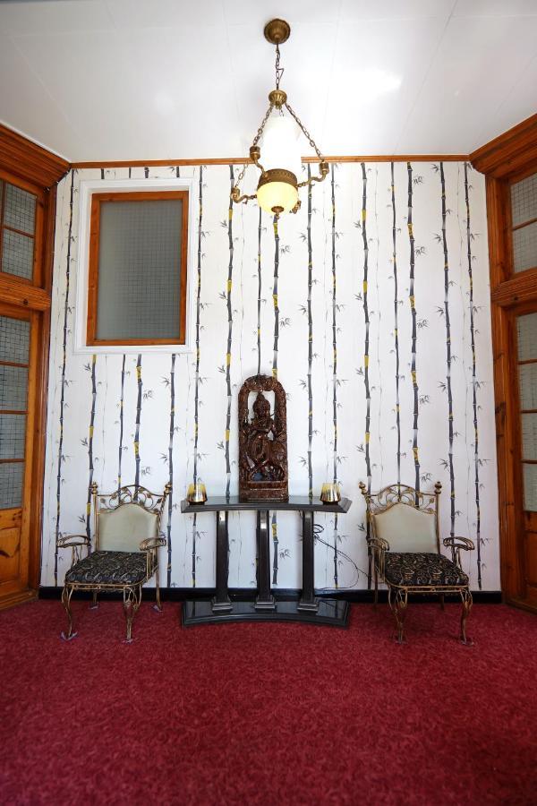 The Edgeworth Bed & Breakfast Shimla Bagian luar foto